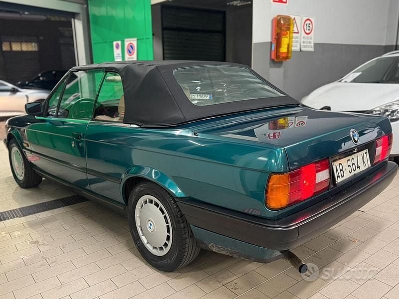 Usata BMW 318 Cabriolet 112 CV (82 kW) 1991 Verde Cabrio