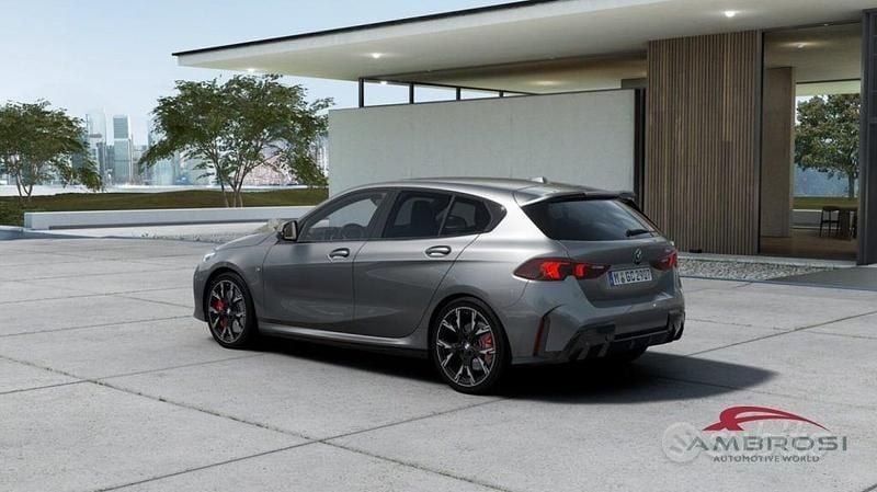 Usata BMW 118 M Sport 150 CV (110 kW) 2025 Nero Utilitaria
