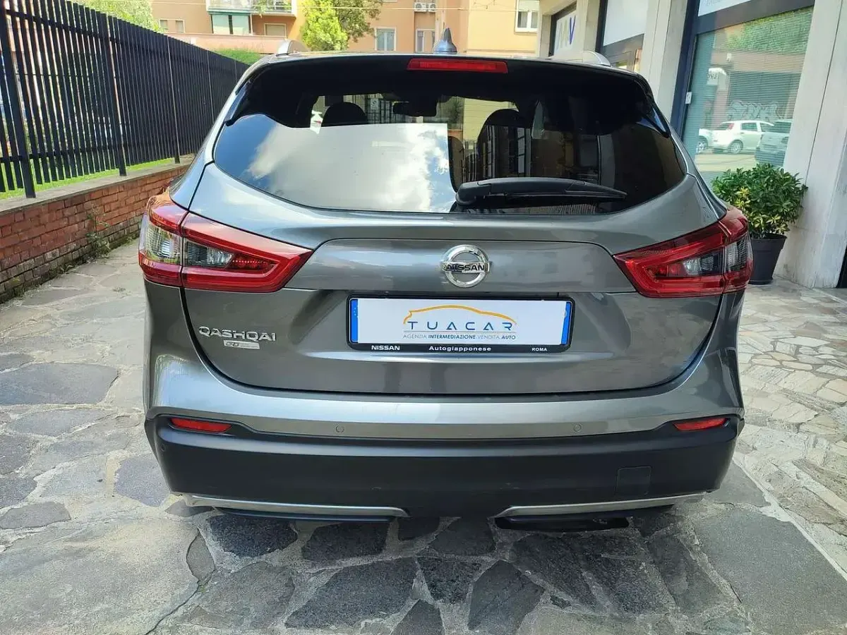 Usata Nissan Qashqai Tekna 110 CV (80 kW) 2018 Grigio SUV