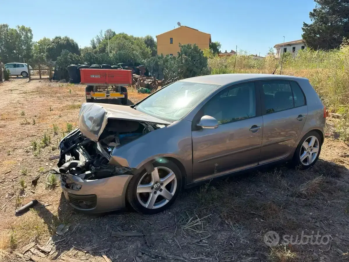 Usata VW Golf V GT 140 CV (102 kW) 2007 Grigio Berlina