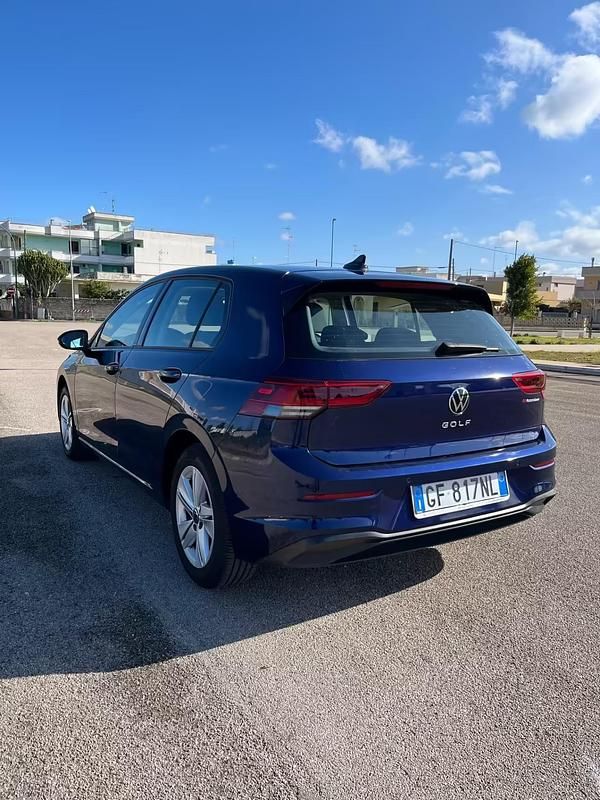 Usata VW Golf VIII Style 116 CV (85 kW) 2021 Blu Berlina