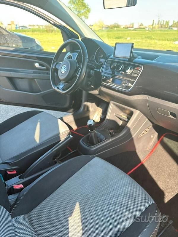 Usata VW up! 75 CV (55 kW) 2012 Utilitaria