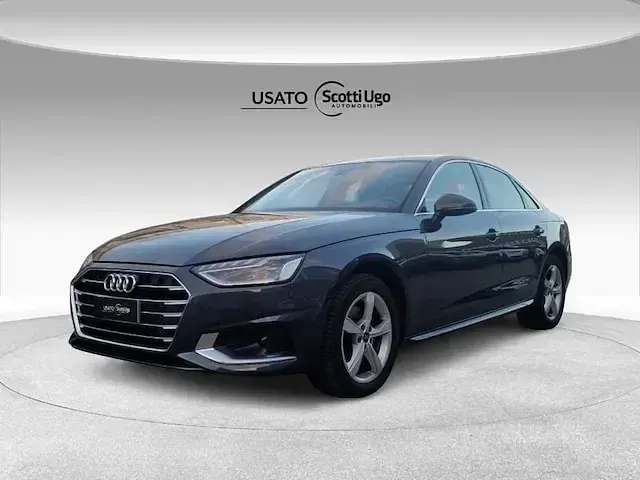 Usata Audi A4 Advanced Plus 163 CV (119 kW) 2023 Grigio Berlina