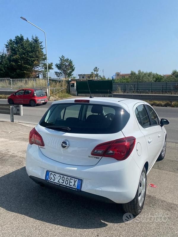 Bianco Usata 2019 Opel Corsa Tre volumi | 7499 € (Super prezzo) - Immagine 1/4