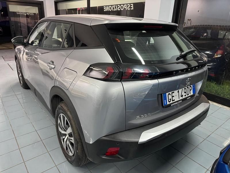 Usata Peugeot 2008 110 CV (80 kW) 2021 Argento SUV