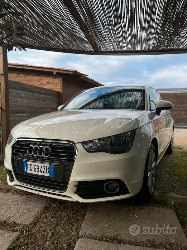 Usata 2012 Audi A1 Ambition Due volumi | 7900 € (Ottimo prezzo) - Immagine 1/4