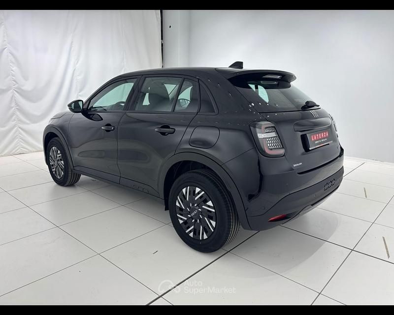 Nuova Fiat 600 101 CV (74 kW) 2026 Nero SUV