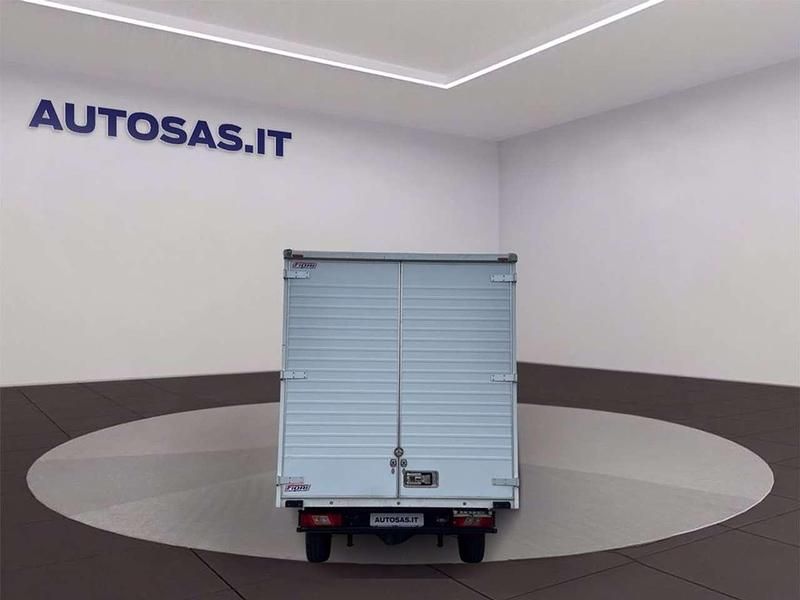 Usata Ford Transit 131 CV (96 kW) 2018 Bianco pastello Monovolume