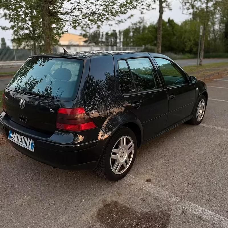 Usata VW Golf IV 2002 Berlina