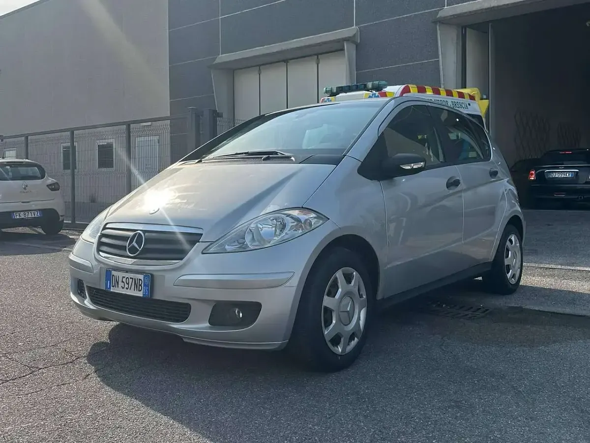 Usata Mercedes A150 Classic 95 CV (69 kW) 2007 Argento Monovolume