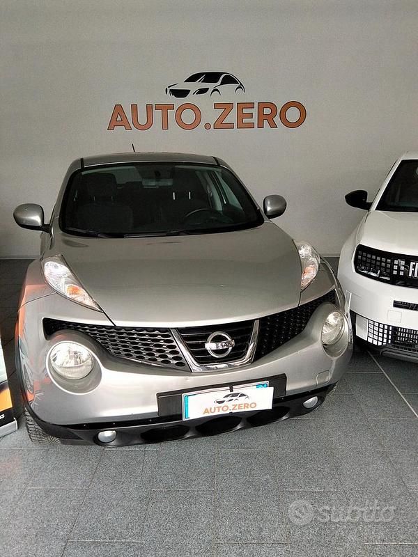 Usata Nissan Juke Acenta 110 CV (80 kW) 2011 Grigio SUV