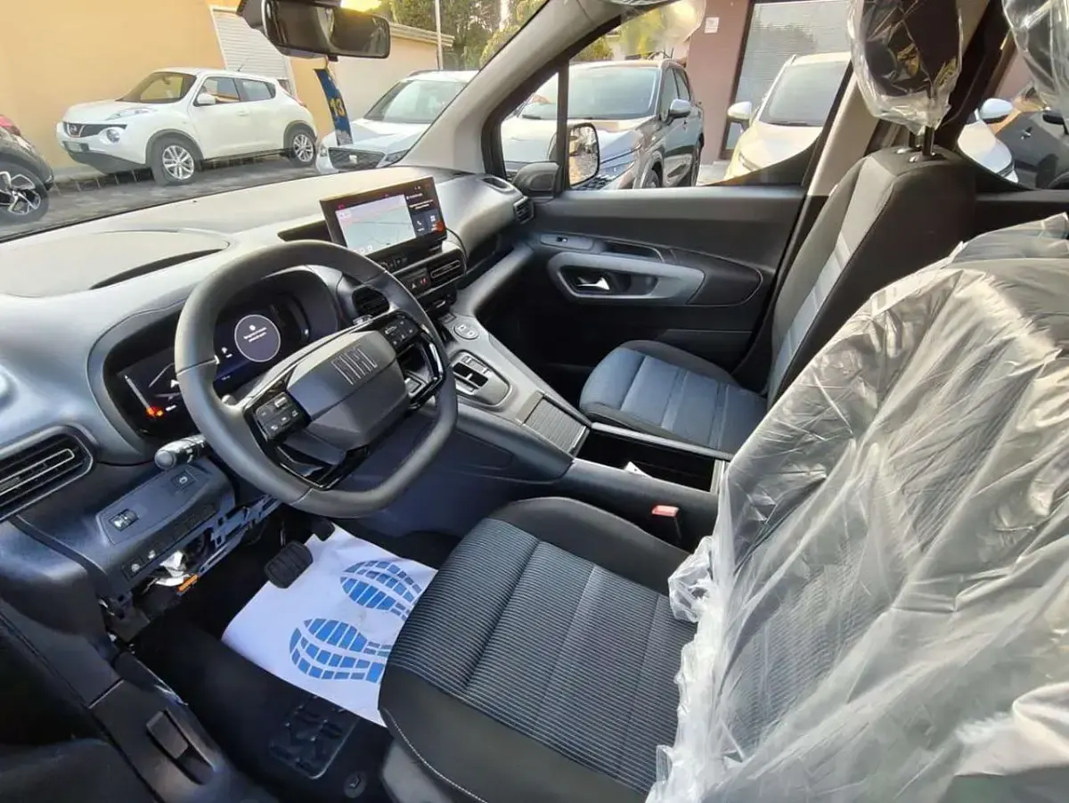 Nuova Fiat Qubo La Prima 131 CV (96 kW) 2026 Verde Monovolume