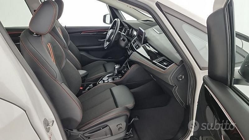Usata BMW 225 Active Tourer iPerformance 224 CV (164 kW) 2018 Bianco Monovolume