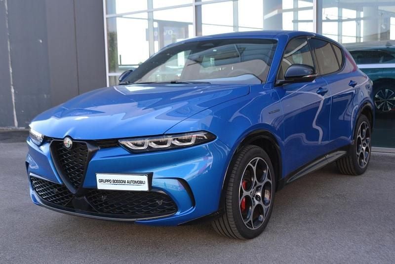 Blu Usata 2024 Alfa Romeo Tonale Veloce SUV | 28.900 € (Buon prezzo) - Immagine 1/4
