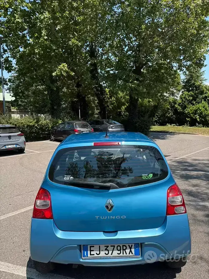 Usata Renault Twingo 75 CV (55 kW) 2011 Blu Utilitaria