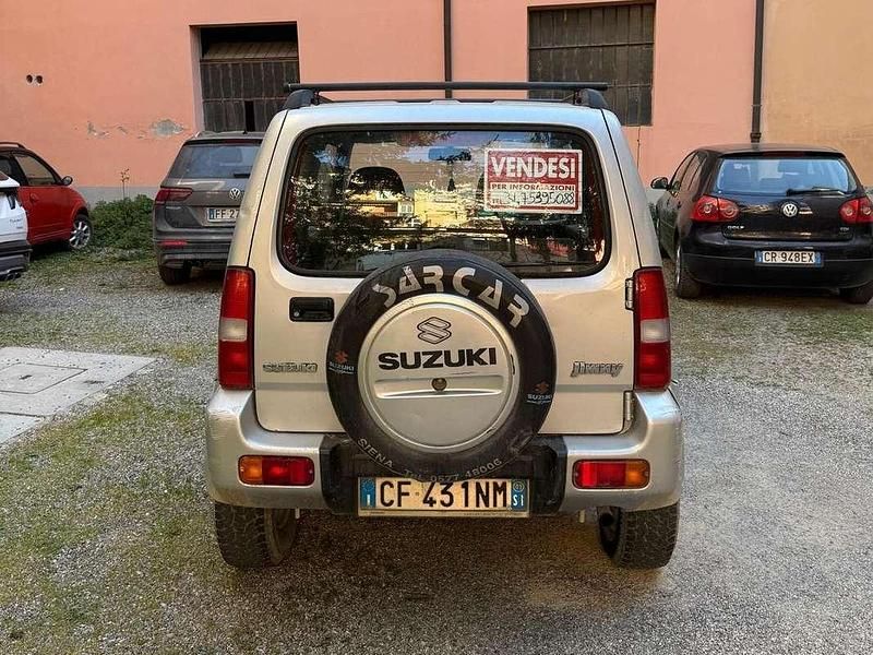 Usata Suzuki Jimny 82 CV (60 kW) 2003 Argento SUV