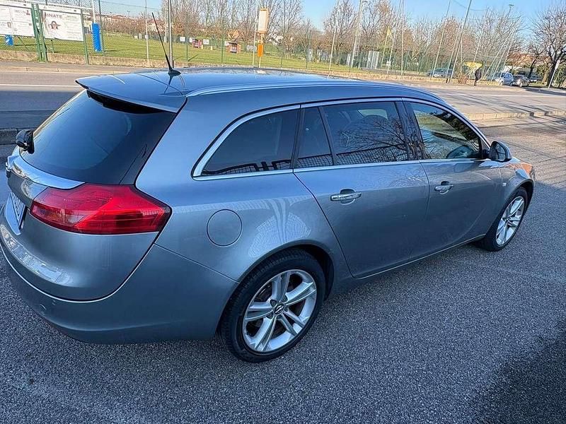 Usata 2012 Opel Insignia Cosmo Station wagon | 5650 € (Buon prezzo) - Immagine 1/4