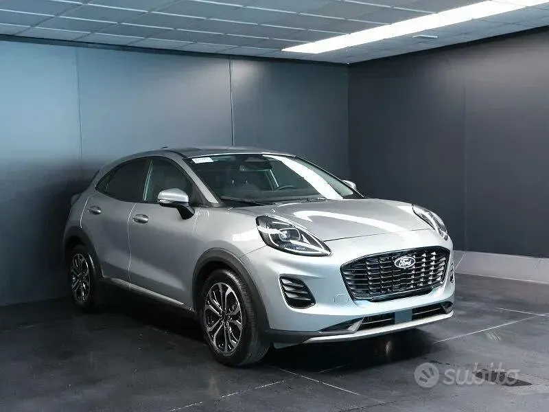 Usata Ford Puma Titanium 124 CV (91 kW) 2025 Argento SUV