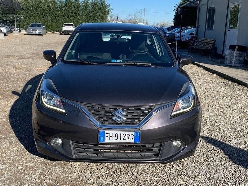 Usata Suzuki Baleno 90 CV (66 kW) 2017 Grigio Utilitaria