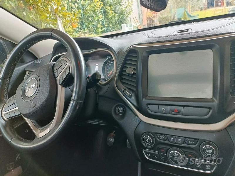 Usata Jeep Cherokee Limited 140 CV (102 kW) 2015 SUV