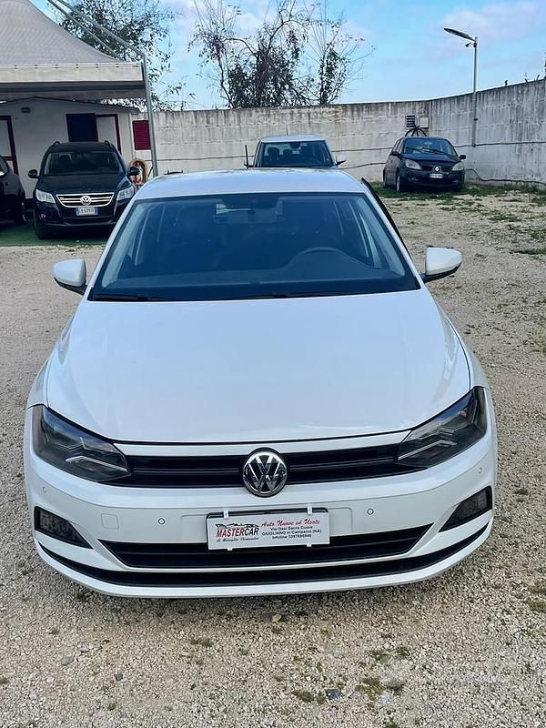 Usata VW Polo 90 CV (66 kW) 2018 Bianco Utilitaria