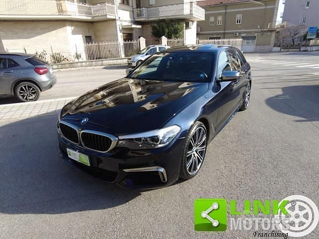 Usata BMW M550 M Sport 399 CV (293 kW) 2020 Blu Berlina