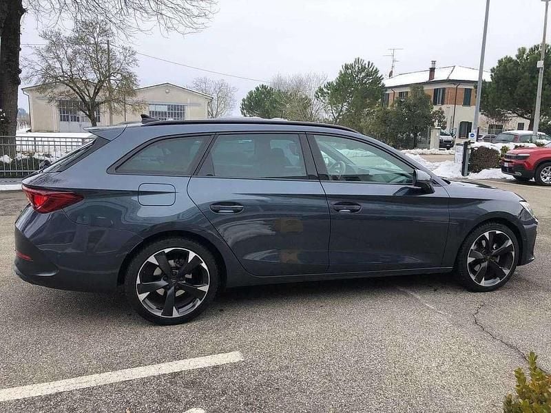 Usata Cupra Leon 150 CV (110 kW) 2023 Grigio Station wagon