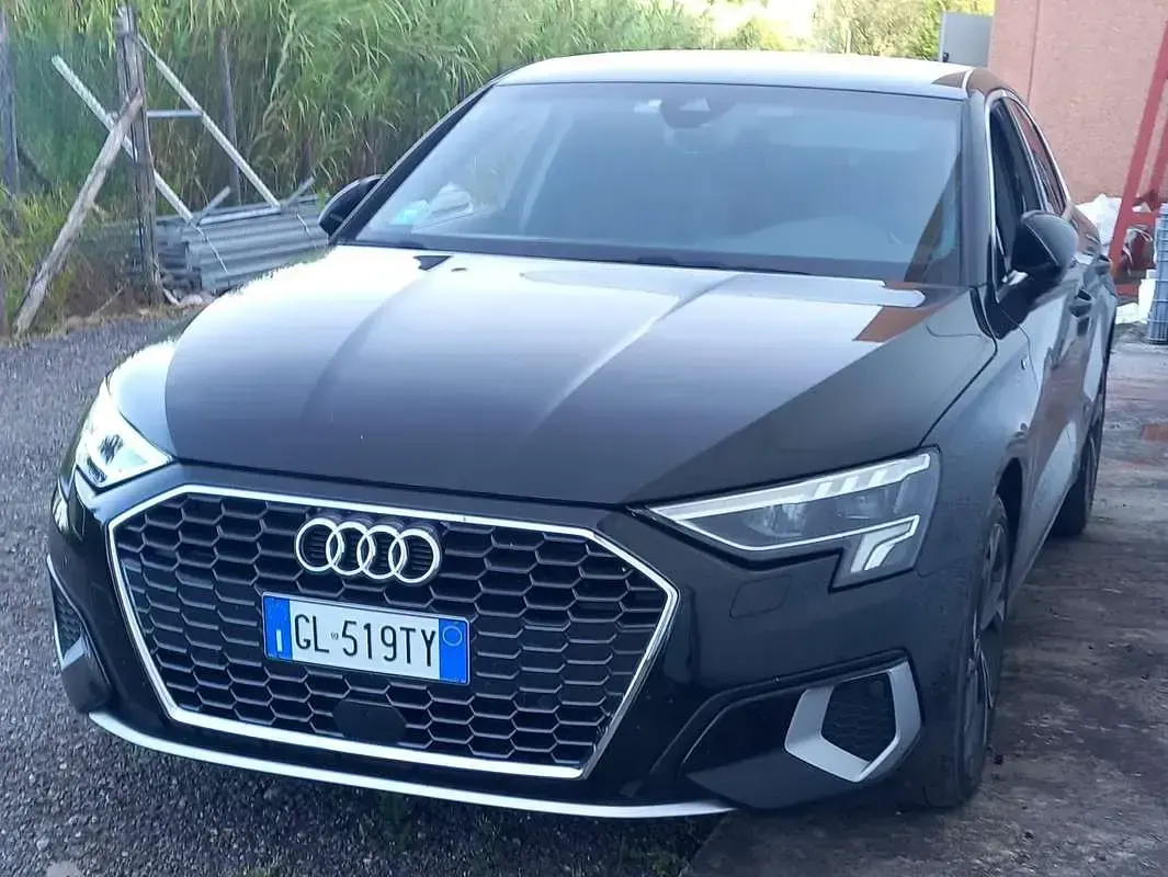 Usata Audi A3 Business 116 CV (85 kW) 2023 Nero Berlina