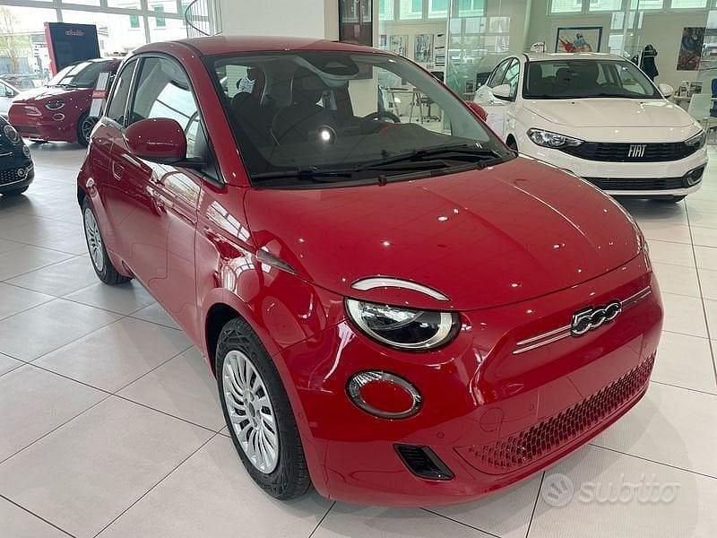 Usata Fiat 500e 86 kW (118 CV) 2025 Berlina