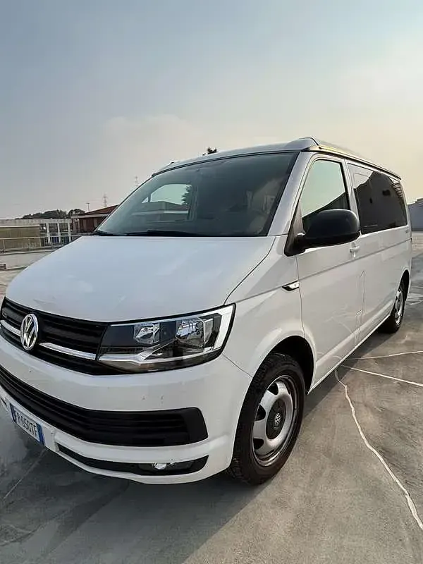 Occasion VW California Beach 150 ch (110 kW) 2018 Blanc Van