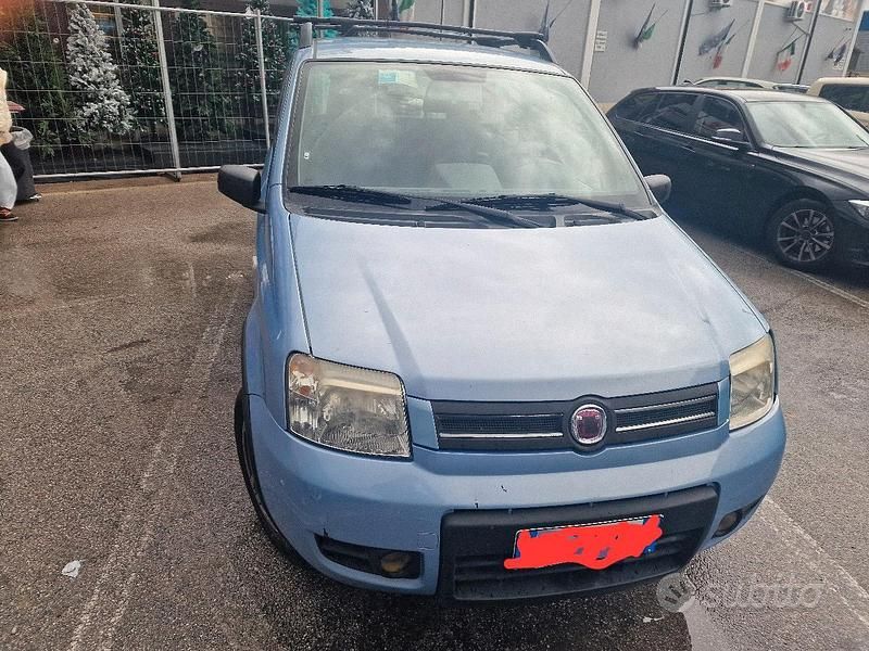 Blu Usata 2008 Fiat Panda 4x4 Due volumi | 5000 € - Immagine 1/4