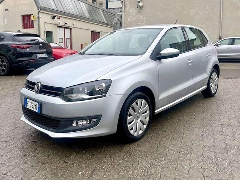 Usata VW Polo Comfortline 74 CV (54 kW) 2014 Argento Berlina