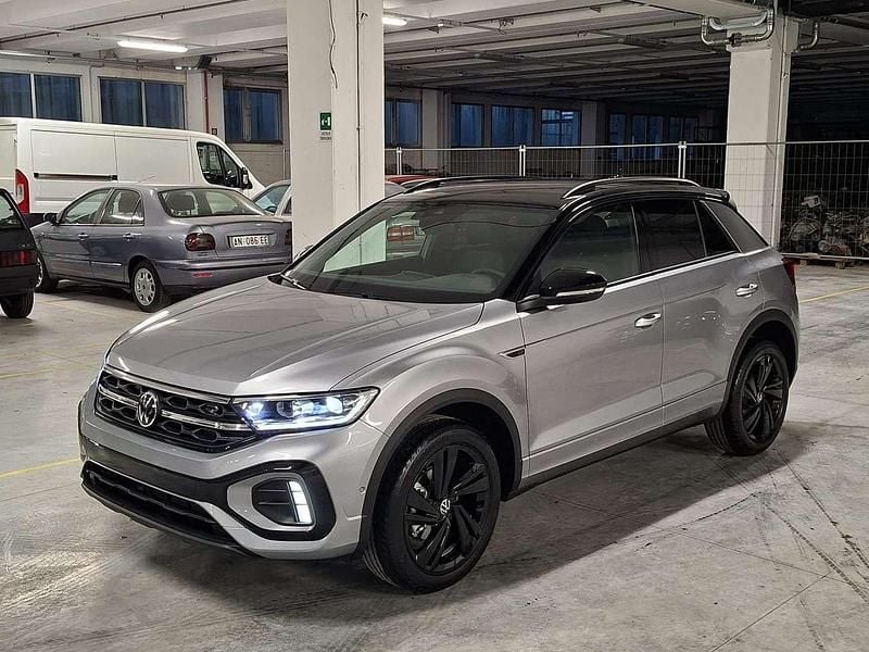 Nuova VW T-Roc R-line Plus 116 CV (85 kW) 2026 Pyrit silver/tetto nero SUV