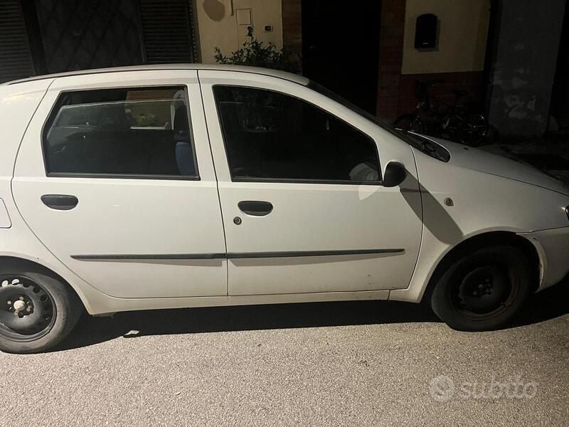 Usata Fiat Punto 2000 Bianco Utilitaria