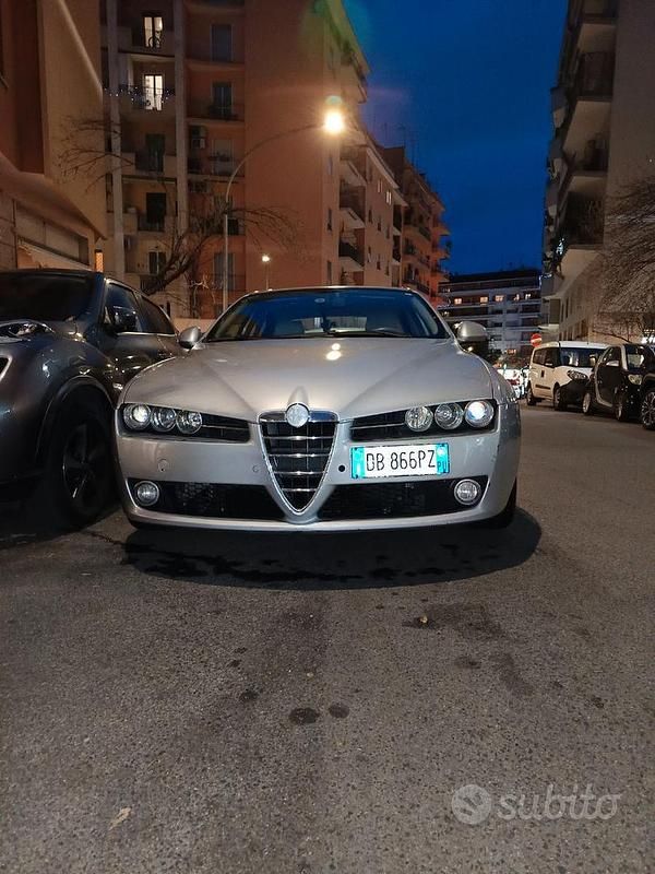 Grigio Usata 2006 Alfa Romeo 159 Tre volumi | 3000 € (Ottimo prezzo) - Immagine 1/4