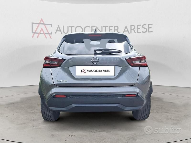 Usata Nissan Juke N-Connecta 114 CV (83 kW) 2023 Grigio SUV