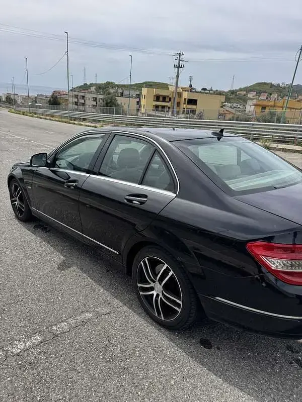 Usata Mercedes C220 Avantgarde 170 CV (125 kW) 2009 Berlina