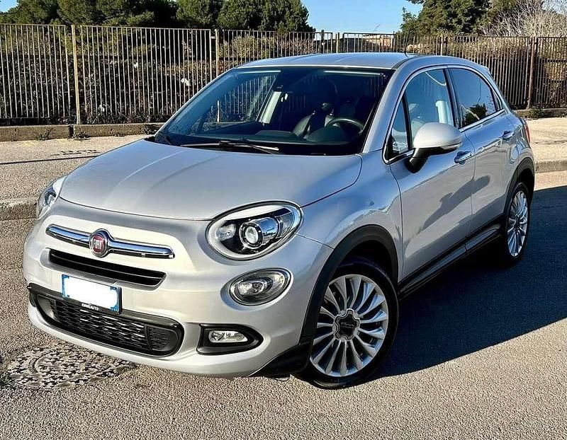 Usata Fiat 500X Lounge 120 CV (88 kW) 2016 Argento SUV