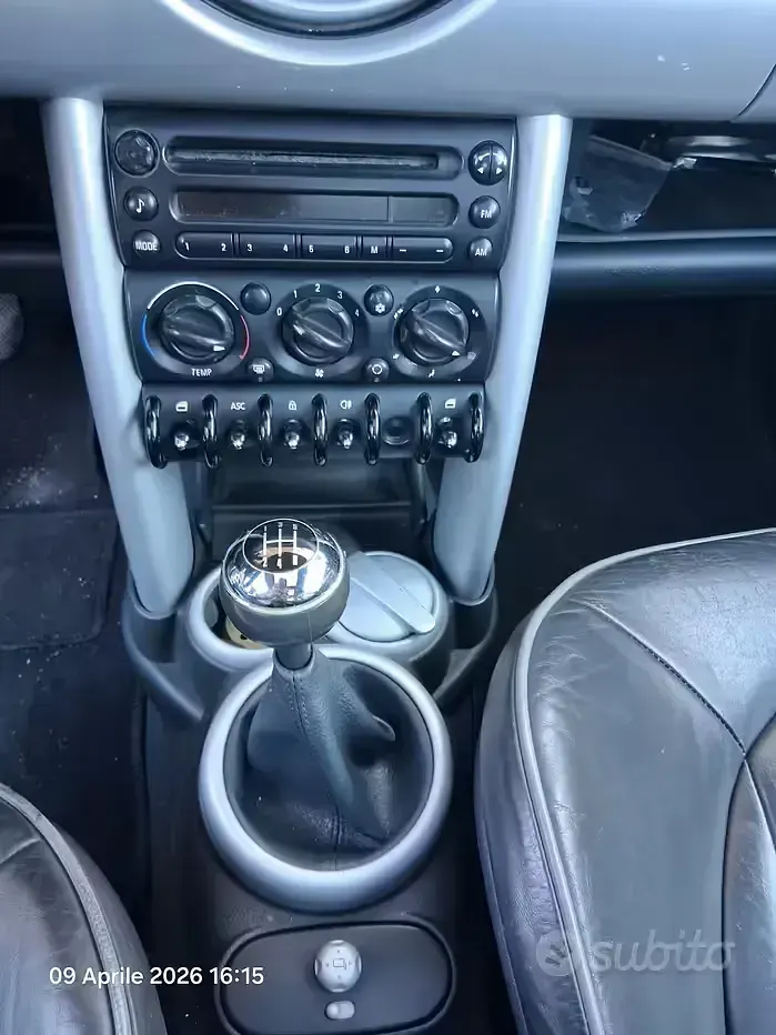 Usata Mini Cooper 116 CV (85 kW) 2006 Grigio Utilitaria