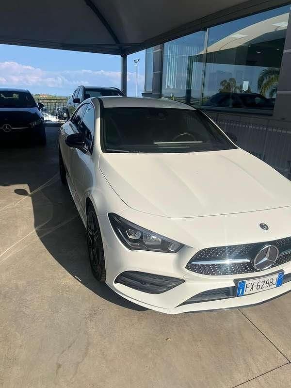 Bianco Usata 2019 Mercedes CLA200 Premium Coupé | 27.000 € (Buon prezzo) - Immagine 1/4