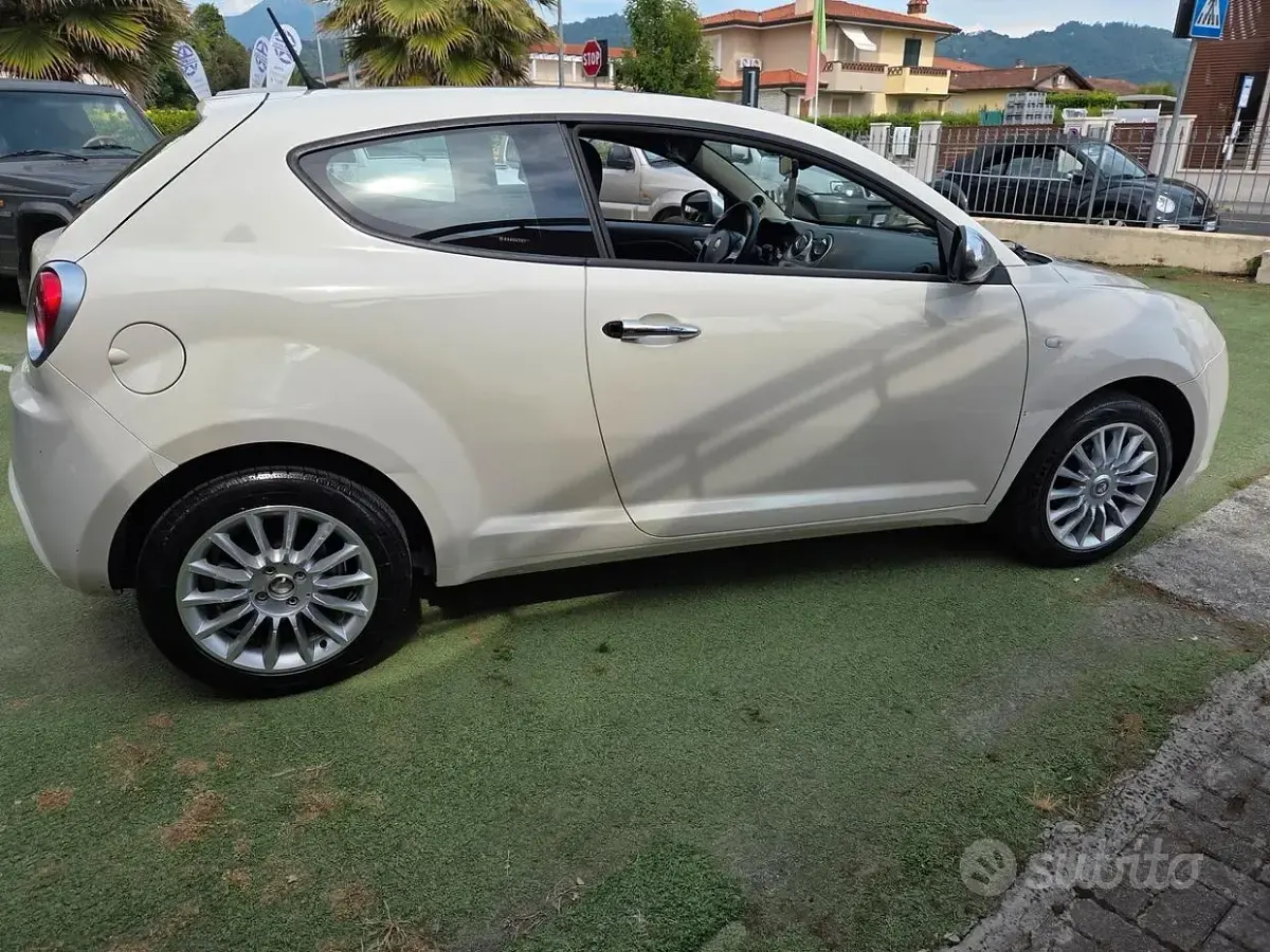 Usata Alfa Romeo MiTo Super 70 CV (51 kW) 2013 Beige Utilitaria