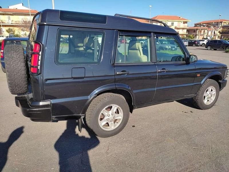 Usata 2004 Land Rover Discovery 3 Vogue SUV | 11.900 € - Immagine 1/4