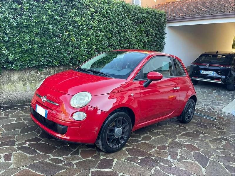 Usata Fiat 500 Lounge 69 CV (50 kW) 2008 Rosso Utilitaria