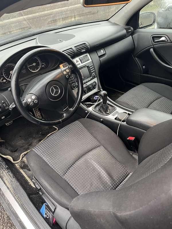 Usata Mercedes C220 AMG 150 CV (110 kW) 2007 Coupé