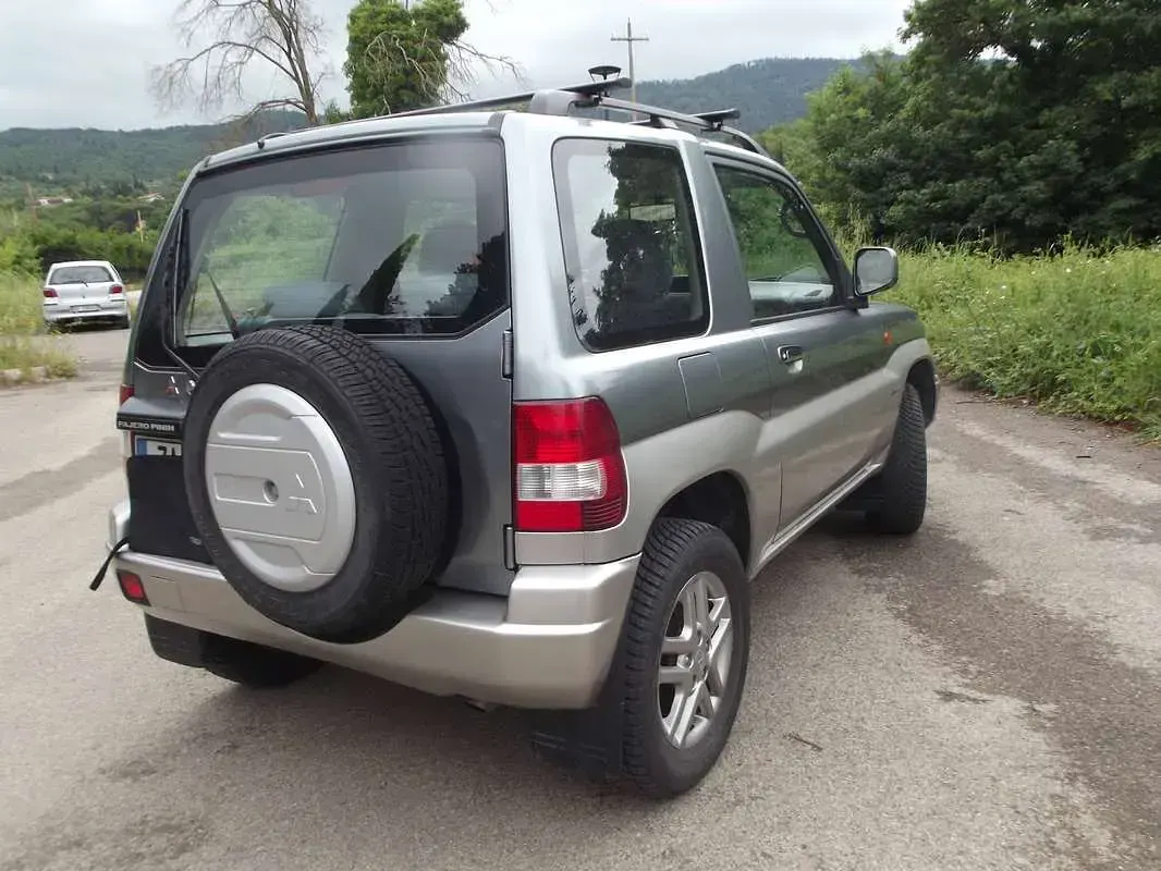 Usata Mitsubishi Pajero 114 CV (83 kW) 2003 Argento SUV