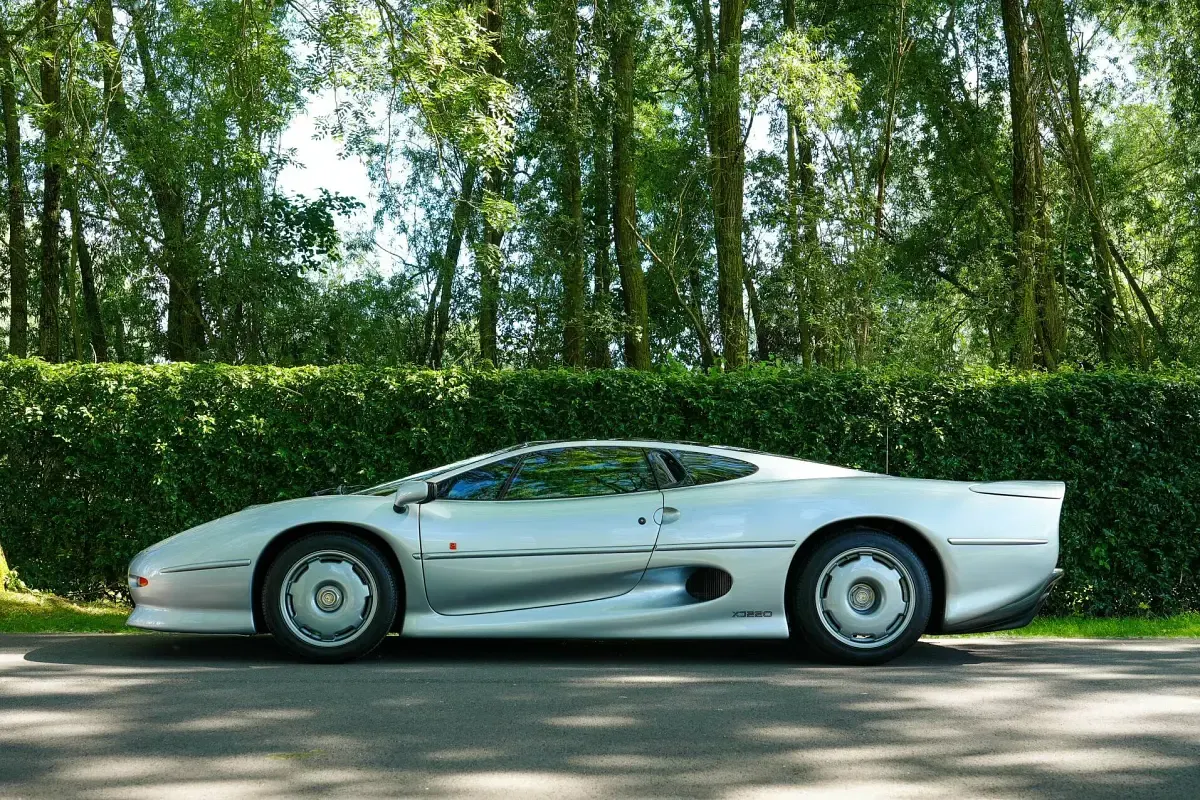 Usata Jaguar XJ 549 CV (403 kW) 1993 Argento Berlina