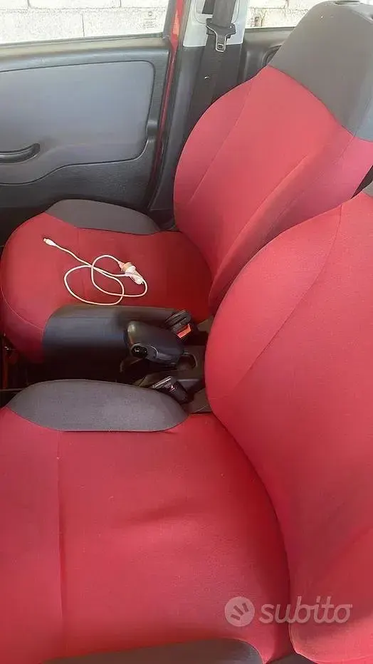 Usata Fiat Panda 69 CV (50 kW) 2015 Rosso Utilitaria
