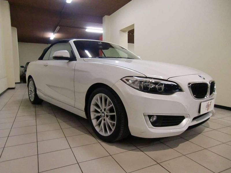 Usata BMW 218 Advantage 150 CV (110 kW) 2016 Bianco perla metallizzato Cabrio
