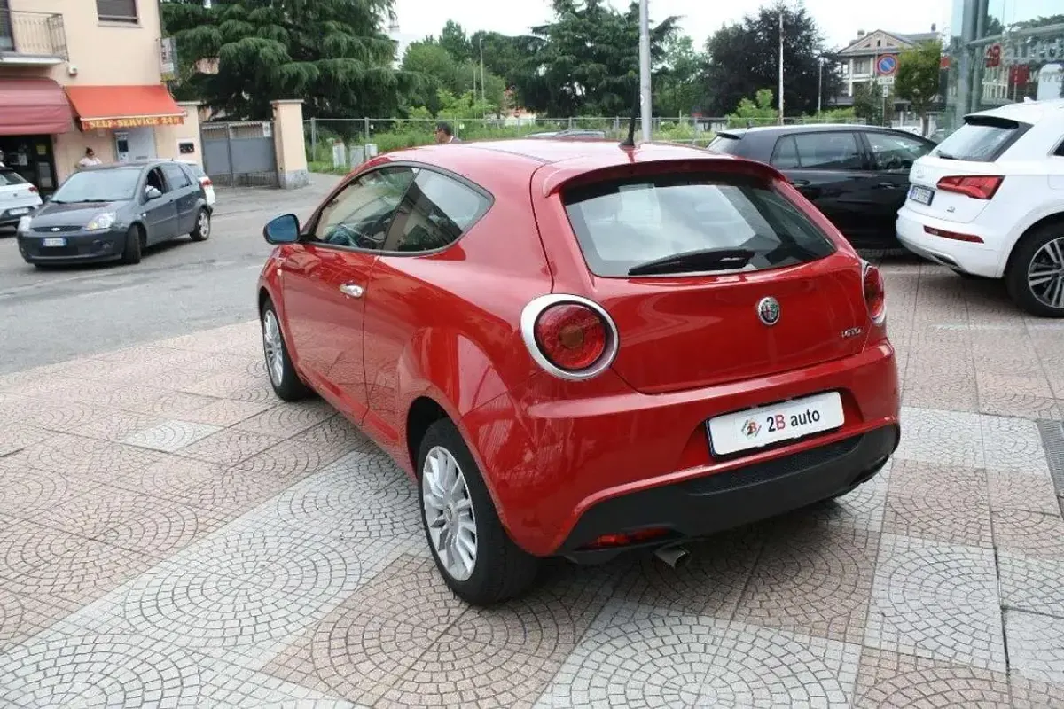 Usata Alfa Romeo MiTo Super 95 CV (69 kW) 2017 Rosso Utilitaria