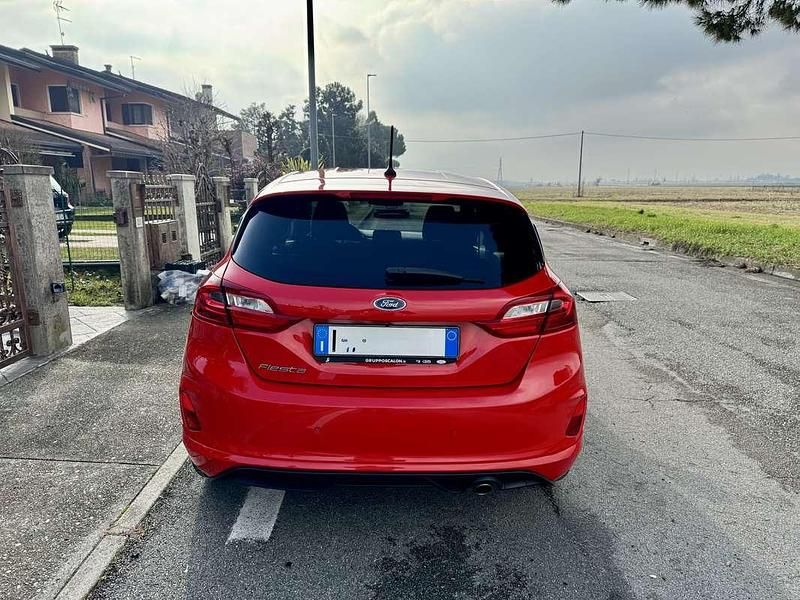 Usata Ford Fiesta ST-Line 101 CV (74 kW) 2019 Rosso Berlina